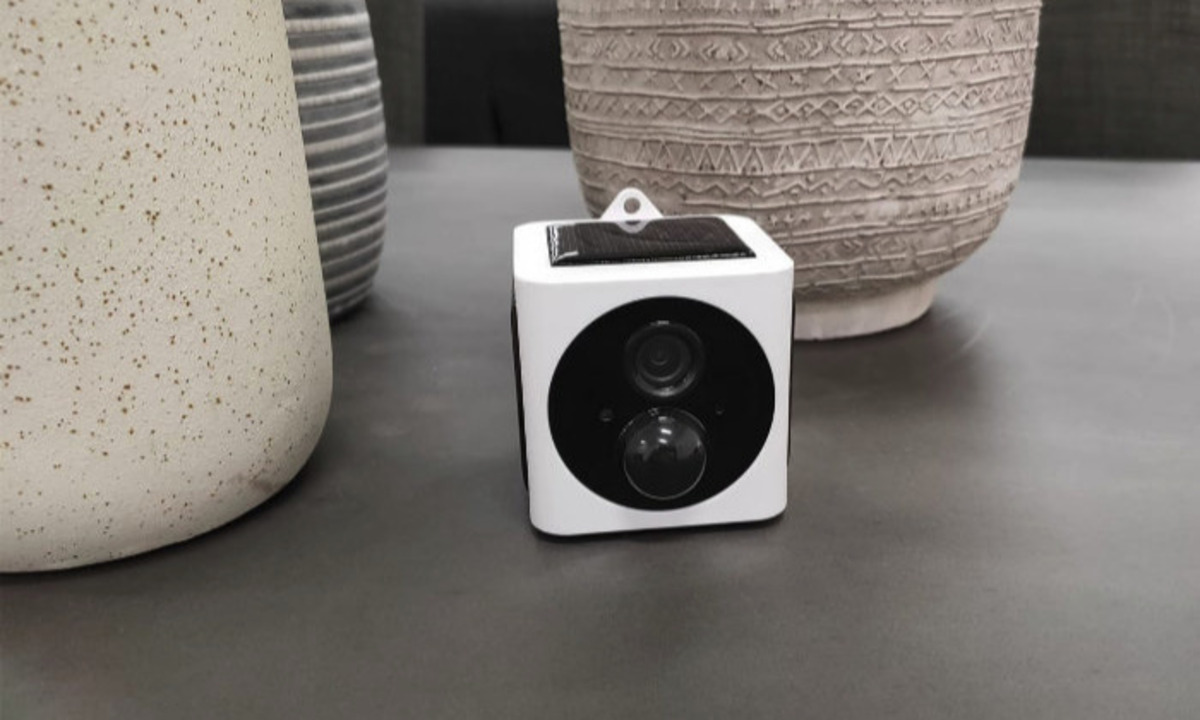 EyeCube - беспроводная камера видеонаблюдения с питанием от солнечных ...